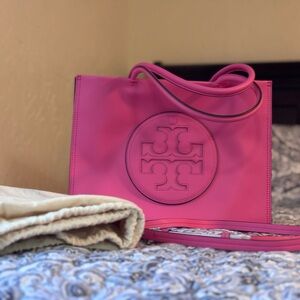 Tory Burch Pink Tote Bag comes with dust bag